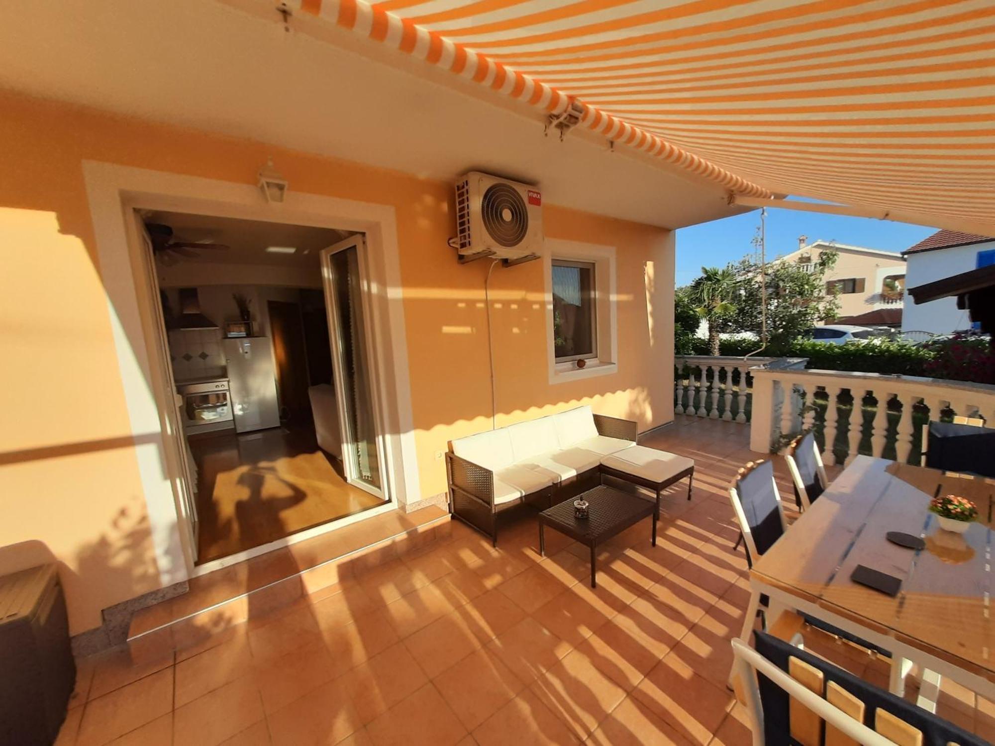 Solis Apartment